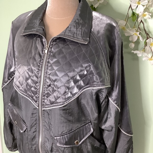 Vintage Active Frontier Metallic Silver Windbreaker Jacket & Pants Matching Set - Picture 2 of 16